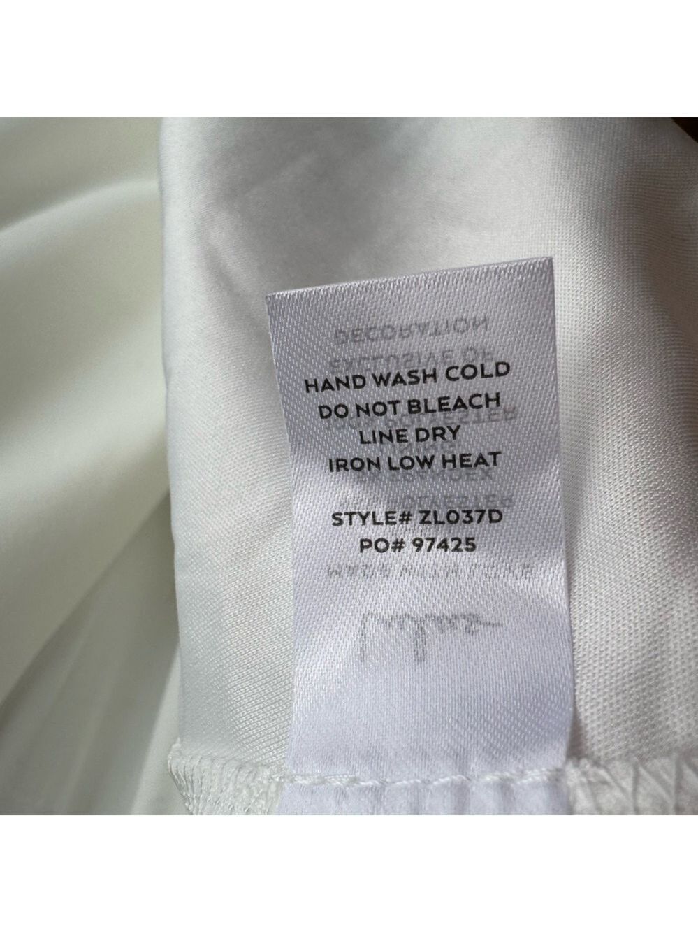 Lulu’s Modern Minimalist Wedding Gown Sz M White Event Dress Trumpet Cutout NWT - Picture 16 of 16